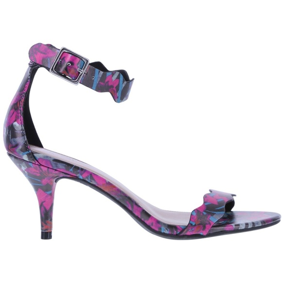 FIONI Clothing Shoes - Fioni | Multicolor Scallop Strap Heels